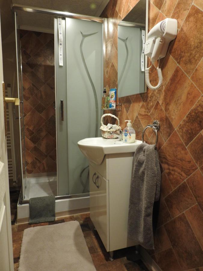 Moezsi Apartman Tolna Екстер'єр фото