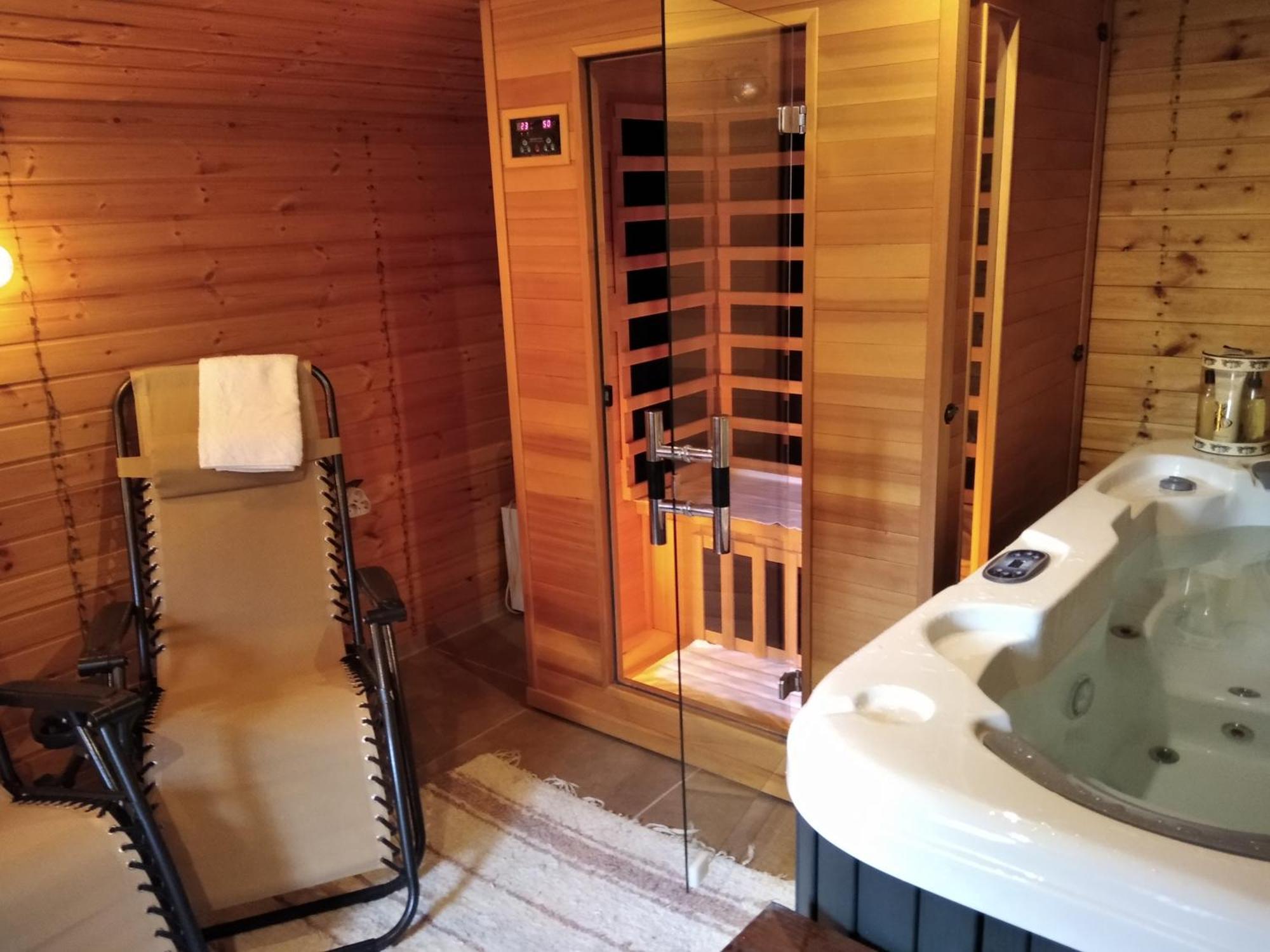 Moezsi Apartman Tolna Екстер'єр фото